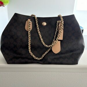 Coach shoulder bag